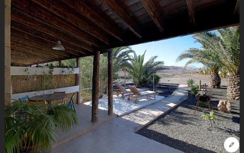 La Pared House | Finca Arbequina