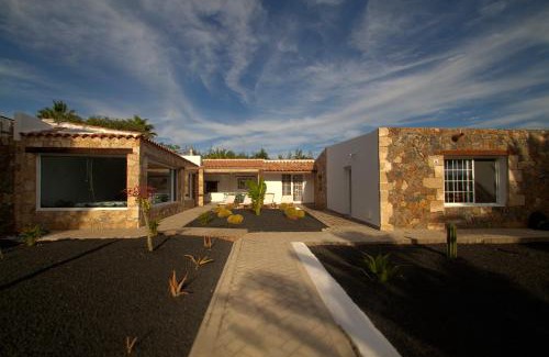 La Pared House | Finca Arbequina