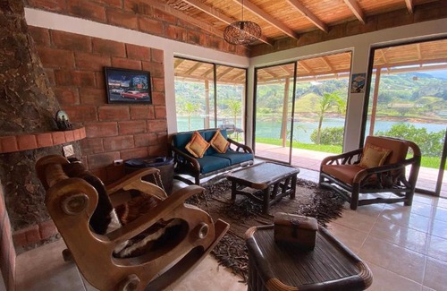 Guatape House | Finca Blue Bay