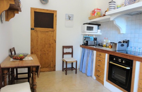 S'alqueria Blanca Villa | Finca CA NA TONINA in Santany for 8 people. BBQ Private pool- VILLAONLINE - Free Wifi