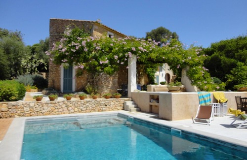 S'alqueria Blanca Villa | Finca CA NA TONINA in Santany for 8 people. BBQ Private pool- VILLAONLINE - Free Wifi