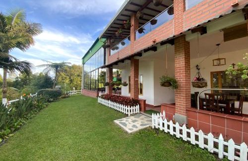 Rionegro Hotel | Finca Hotel 12 Palmas- Aeropuerto JMC