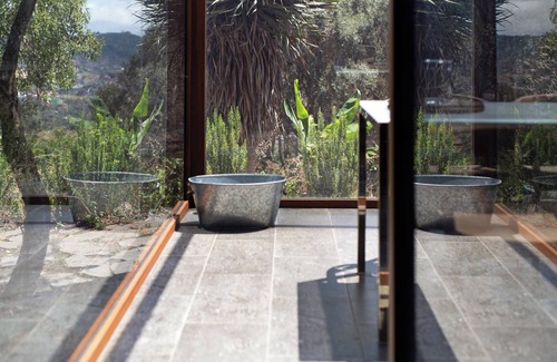 Santa Brigida Villa | Finca 'La Casita De La Orilla De Peñate' with Sea View, Private Terrace and Wi-Fi