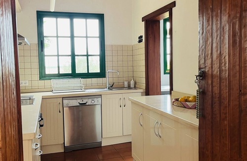 Las Arenas Ski Chalet | Finca la Hachita, Tranquilidad y Campo Cerca de Orotava y del Puerto de la Cruz