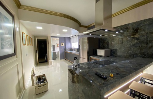 Centro Apartment | Finely furnished 3-bedroom apartment with air conditioning - Beach front