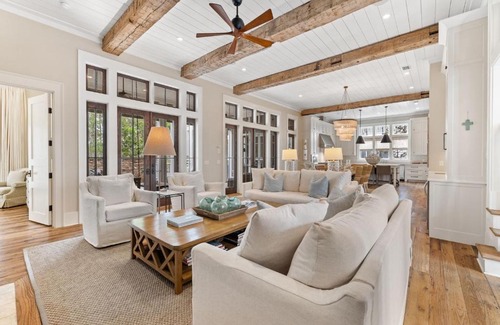 Watercolor House | FINEST HOUSE IN WaterColor - WATER VIEWS - Luxurious with POOL Sleeps 16 - 433 WESTERN LAKE home