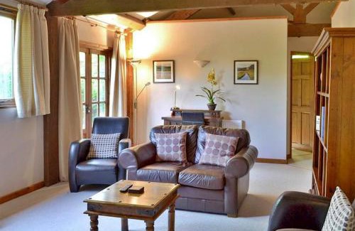 Liverton House | Finest Retreats - Little Dunley - Acorn Cottage