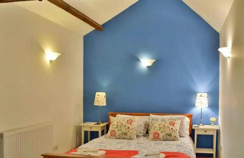 Liverton House | Finest Retreats - Little Dunley - Acorn Cottage
