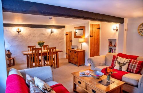 Alcombe House | Finest Retreats - Little Haven