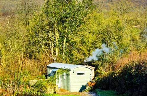 Coalbrookdale Ski Chalet | Finest Retreats - Shepherds Retreat at Morrells Wood