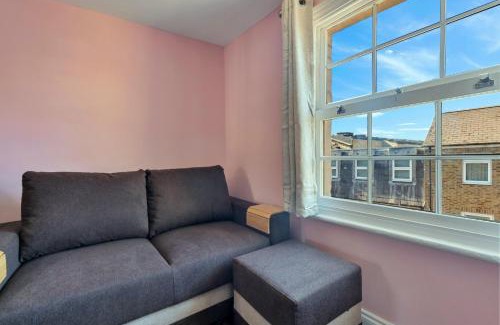 Greenwich West Apartment | Finest Retreats - The Nest