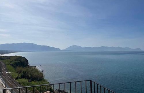 Balestrate House | Finestra sul golfo