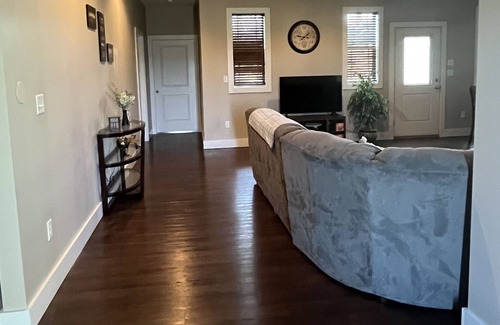 Cortland House | Finger Lakes 2 bedroom townhome. Centrally located