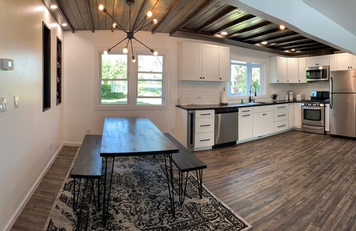 Seneca Falls House | Finger Lakes Wine Trail 2 Master Suite Bedrooms