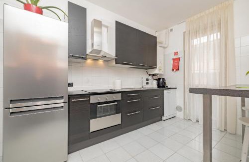 Cesate Apartment | Fiori del Lario 110 Mq Rho fiera Milano Como Malpensa