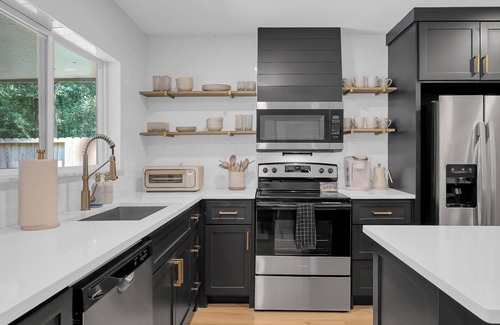 Grogan's Mill House | Fire Pit * Grill * Hammock * King Bed