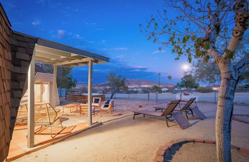 Panorama Heights House | Fire Pit - Spa - Near JTNP - Twin Domes in the Dez