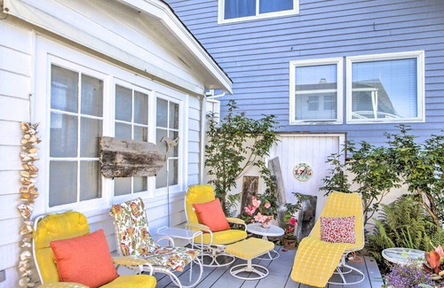 University Place House | Fire Pit, Views & Beach Access: Waterfront Escape!