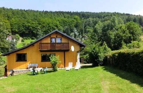 Steinbach-Hallenberg House | Fireplace Stay with Views