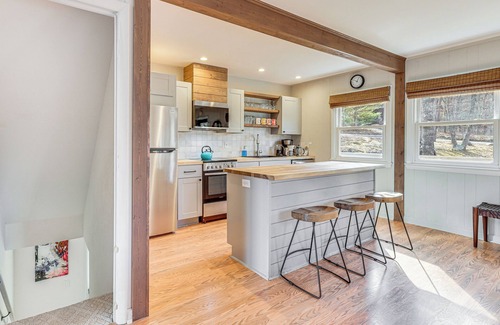 Mount Jackson Cabin | ‘Fireside Lodge:’ A-Frame in Bryce Resort w/Decks