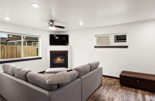 Bozeman Apartment | Fireside Retreat
