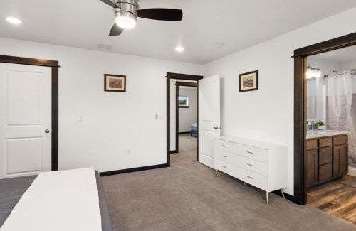 Bozeman Apartment | Fireside Retreat