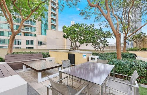 Downtown Dubai Apartment | FIRST CLASS 2BR Stylish Skyview Downtown