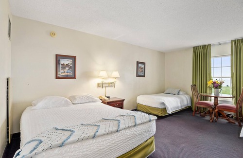 North East Hotel | First Floor Standard Deluxe