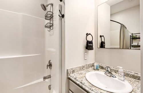 Great Falls Apartment | First Floor Two Bed Apartment Downtown