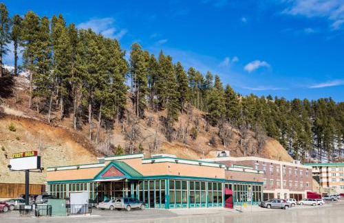 Deadwood Hotel | First Gold Gaming Resort