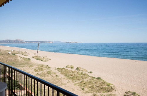 Pals Apartment | First line beach apartment with front sea vue - Pals beach (DU 3H 319)