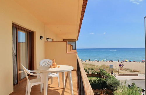 Pals Apartment | First line beach apartment with sea vue - Pals beach (DU 3H 321)