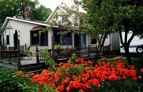 Lexington House | Fisher House Lexington. Large family friendly retreat. Clean and comfortable.