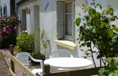 Plouezoch House | Fisherman's cottage in a small village 2.3 km from the sea