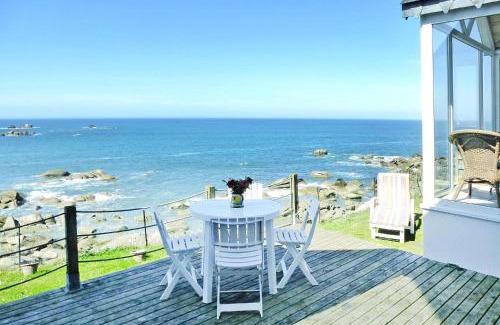 Plouescat House | Fisherman's House in Brittany by the Sea