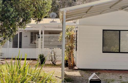 Taylors Beach House | Fishermans Cottage at Taylors Beach