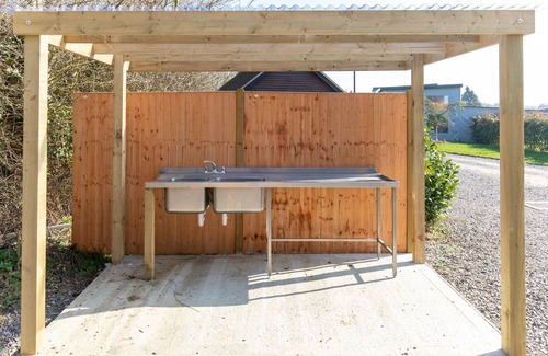 Dilton Marsh Apartment | Fishing Break - Woodland Hut - Hobby