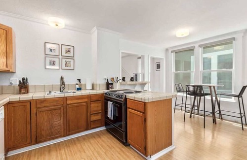 Capitola House | Five Bedroom Beachfront Home in Capitola Village