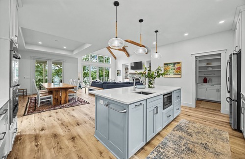 Keuka Park House | Five bedroom lake home with 200' of waterfront