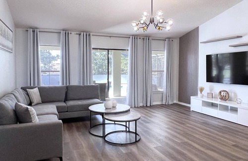 Legacy Park House | Five Bedroom Pool Home in Upscale Legacy Park, 15 Min from Disney!