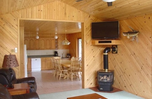 Sioux Narrows Nestor Falls Cottage | Five Bedroom Ultra-Deluxe Cottage - Sioux Narrows