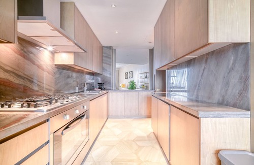 Palm Jumeirah Apartment | Five South - 40-501 - PJ