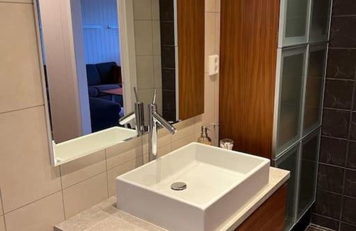 Ulstein Municipality Apartment | Flø - koselig bolig i spektakulære omgivelser