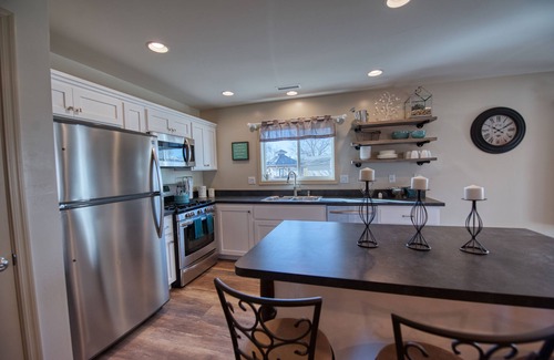 Flagstaff House | Flagstaff Country Mountain Getaway, Pet Friendly & Family Friendly!