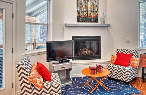 Kachina Village House | Flagstaff Family Retreat with Patio and Mountain Views