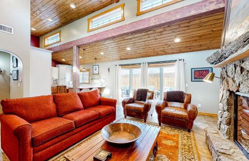Flagstaff House | Flagstaff Fantasy - Casita