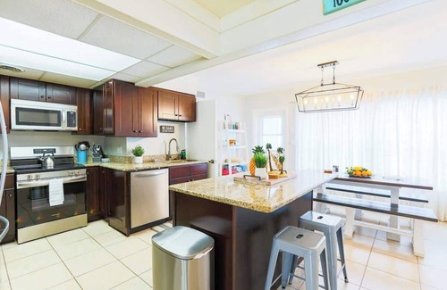 Walsingham House | Flamingo Lounge | Pool, Firepit, Grill, Sleeps 10