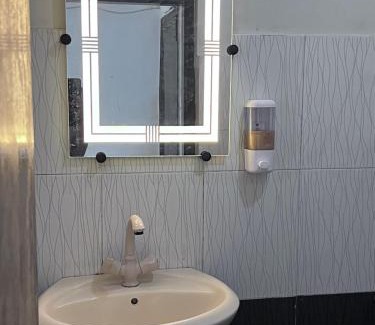 D.H.A. House | Flat 101 Vibes