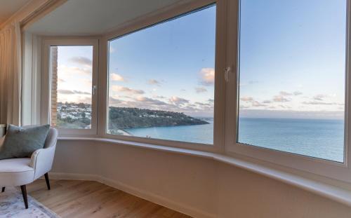 Carbis Bay Apartment | Flat 17, The Stones