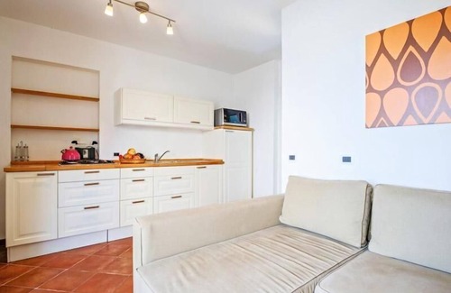 Marchesana Apartment | Flat 'Ancora Bianca' with barbecue